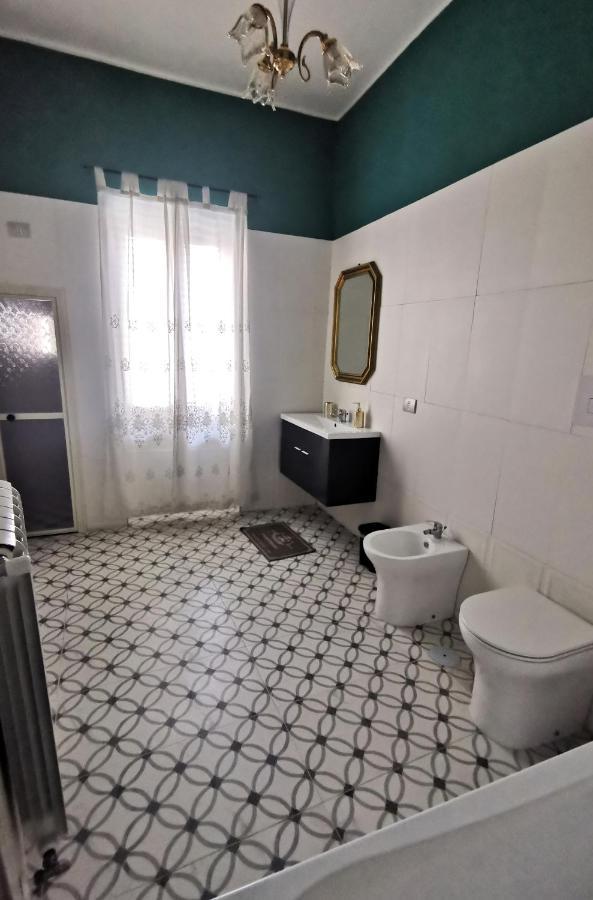 B&B Carlo V - House Hotel Capua Bagian luar foto